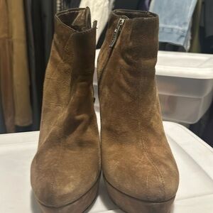 Suede BCBGenerations